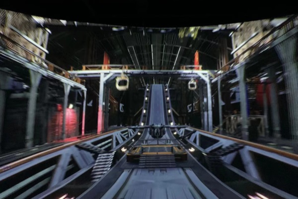 軌道艙開啟,開啟穿越侏羅紀奇妙之旅