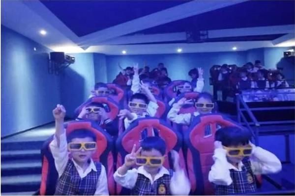 5D影院為什么不適合小孩子觀(guān)看?